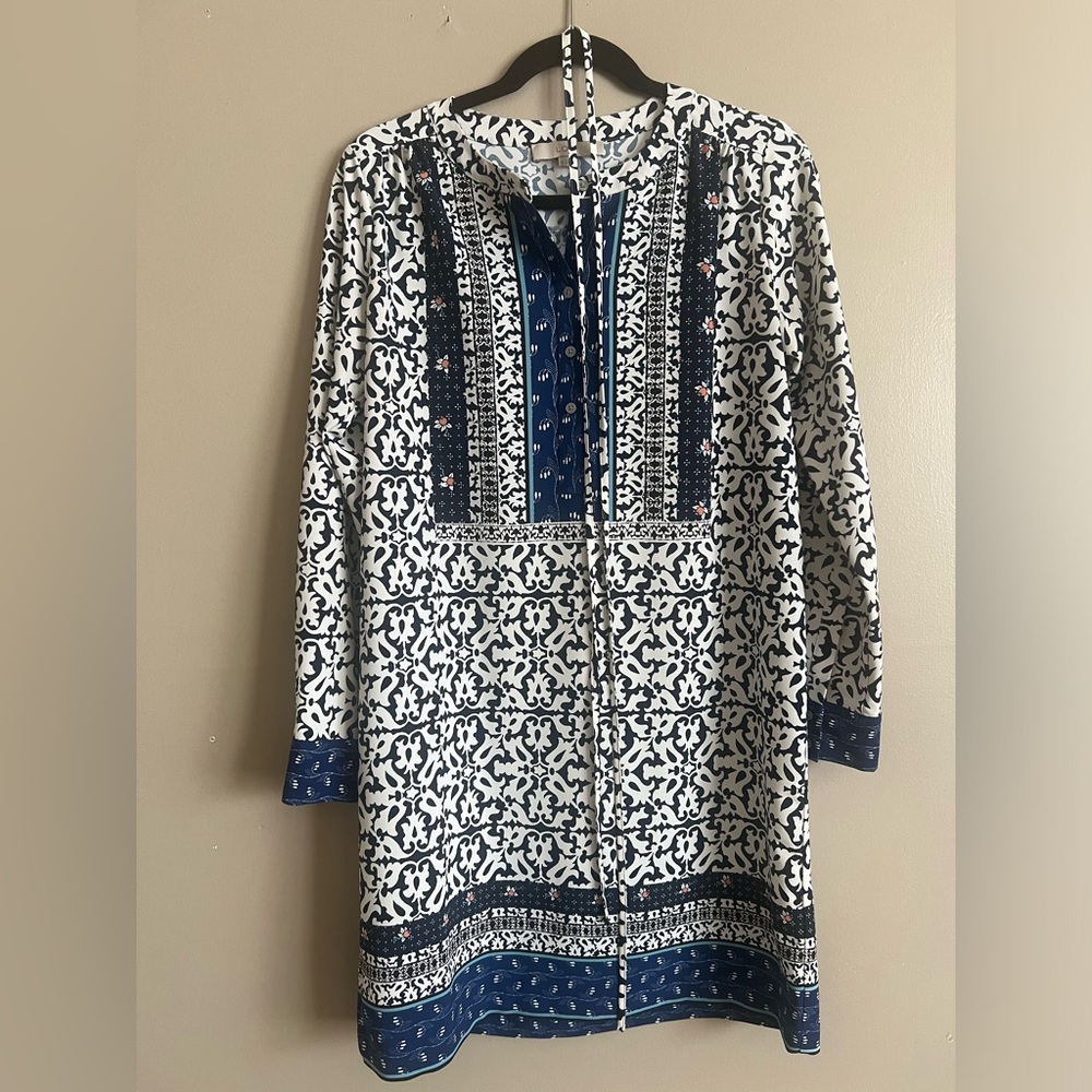 LOFT Navy and White Abstract Dress